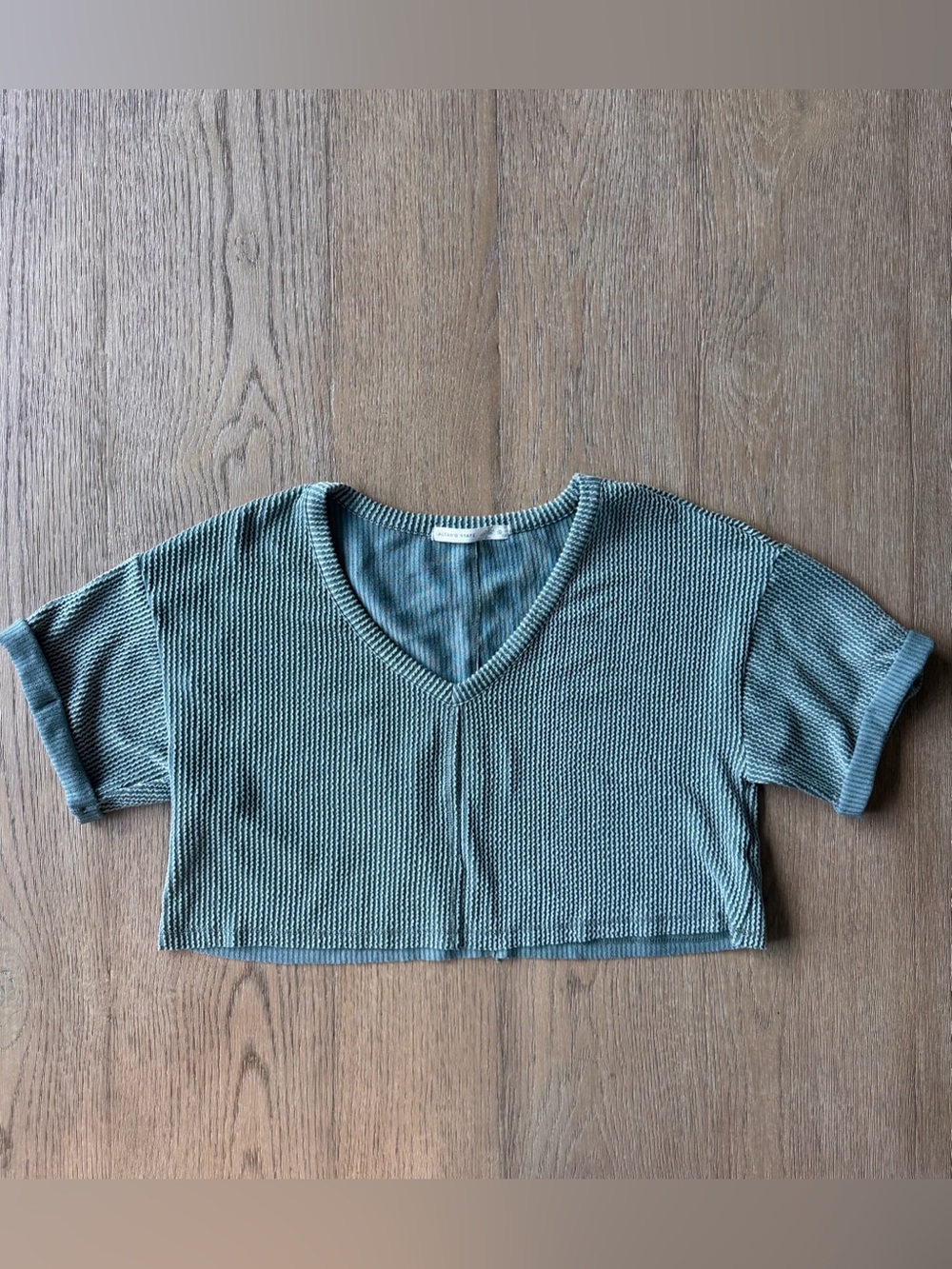 Altar'd State Teal Cropped V-Neck Short Sleeve Top